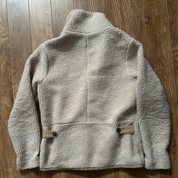 Patagonia Cream Fleece - Picture 2 of 3